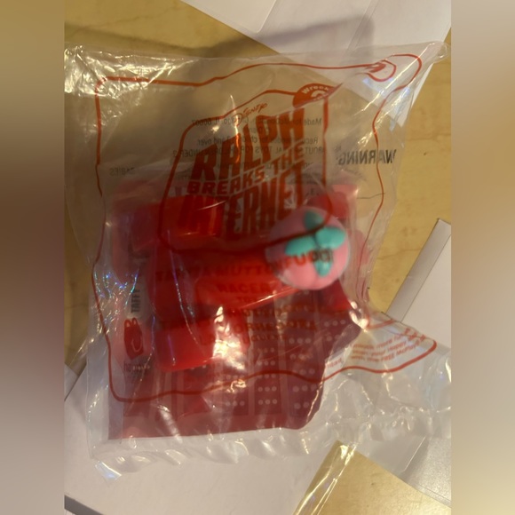 Ralph Breaks the Internet, #6 Moana Racer, McDonald's Happy Meal Toy Wreck-it Ra - Picture 1 of 1